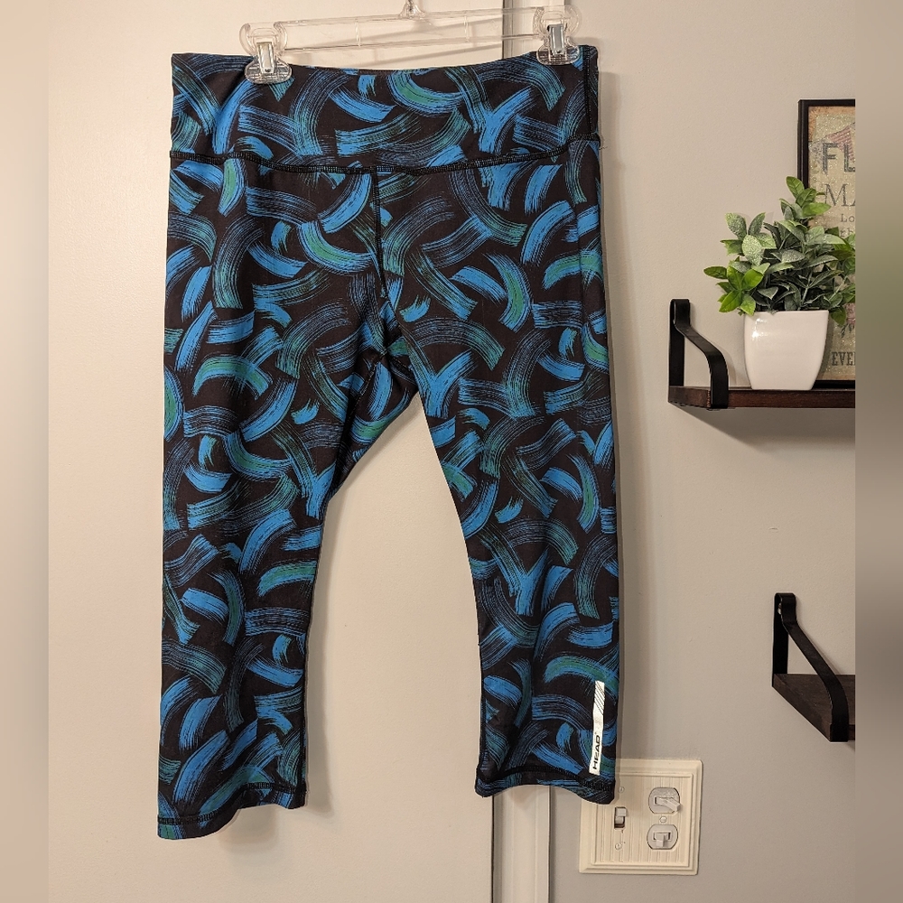 3/$12 Patterned Crop Running Workout leggings